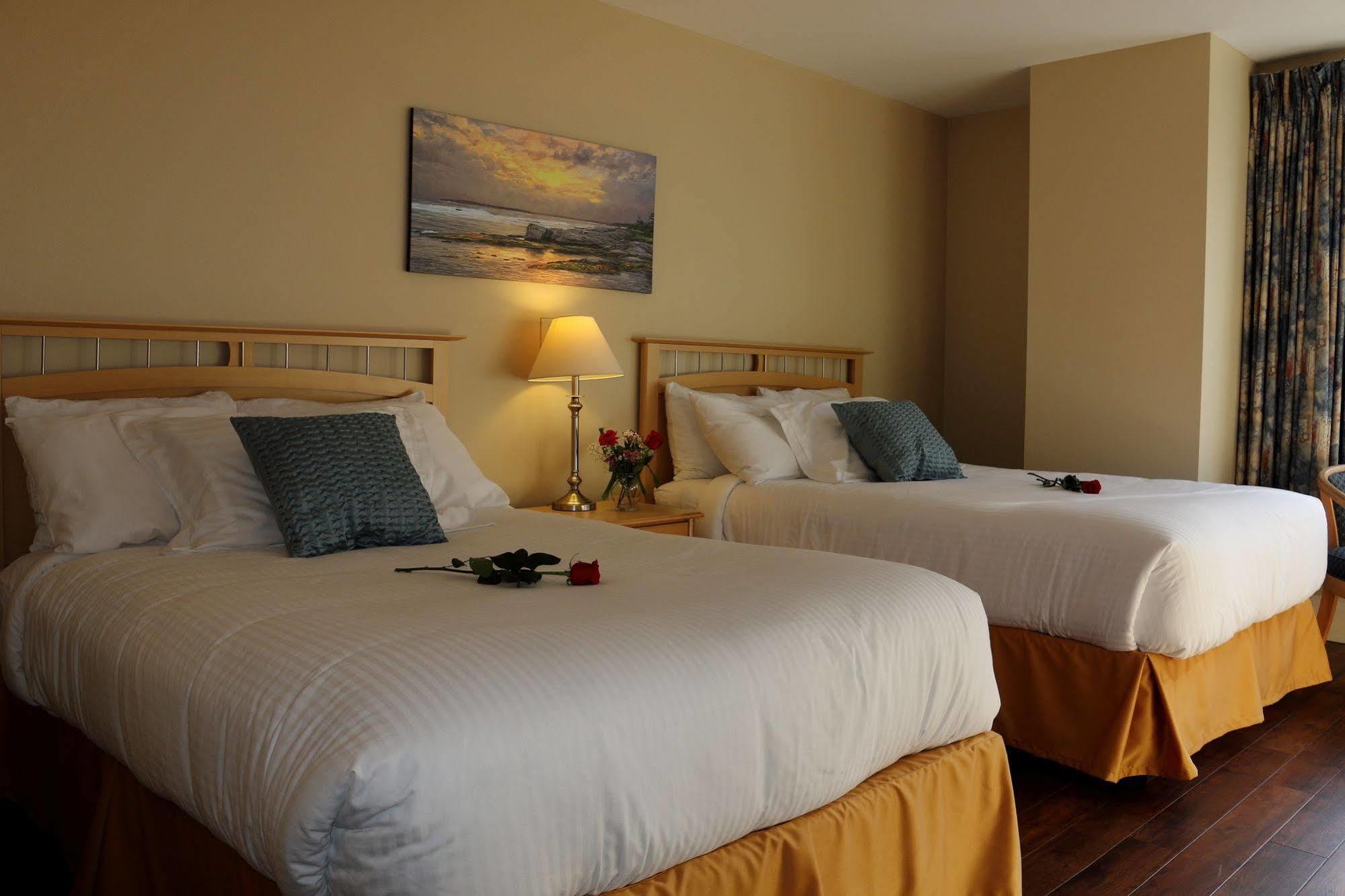 Rum Runner Inn Lunenburg Esterno foto