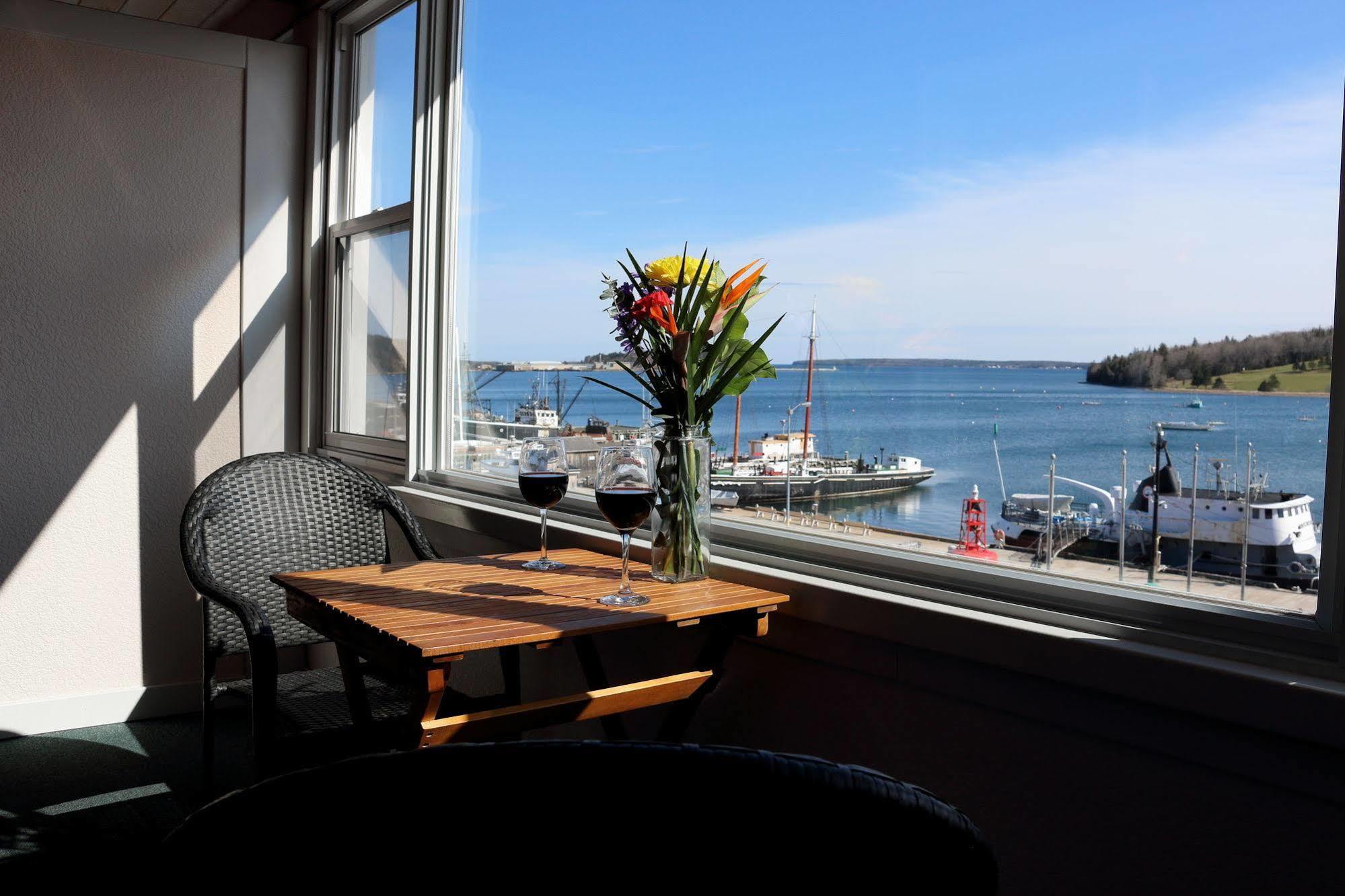 Rum Runner Inn Lunenburg Esterno foto